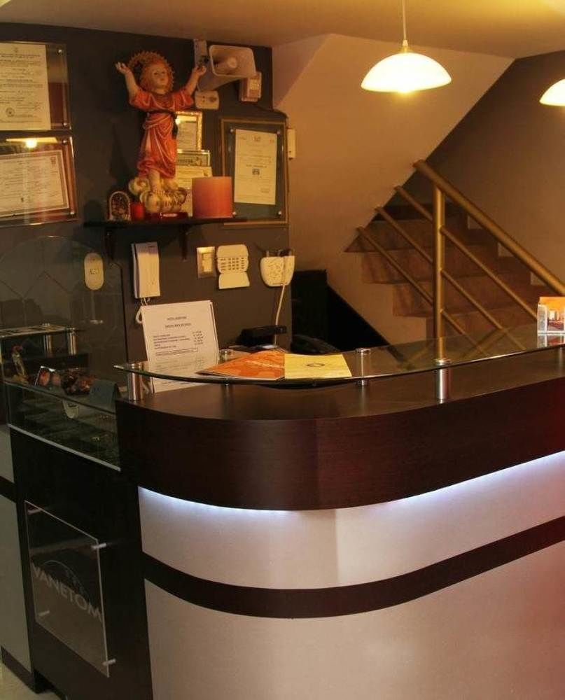 Hotel Vanetom تشيكلايو المظهر الخارجي الصورة
